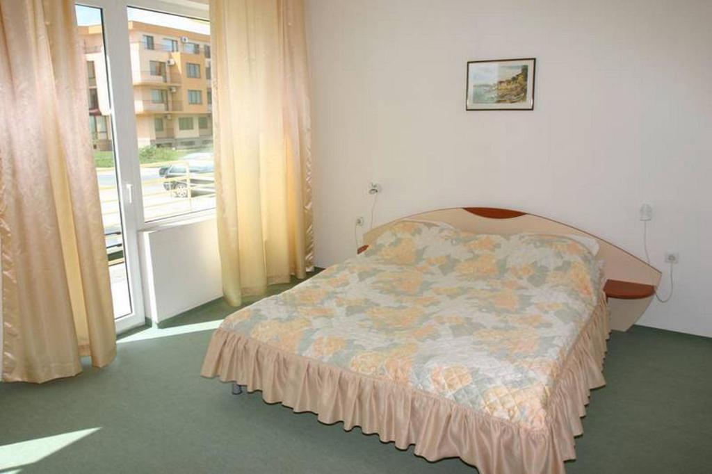 Harmony Beach Family Hotel Nessebar Chambre photo